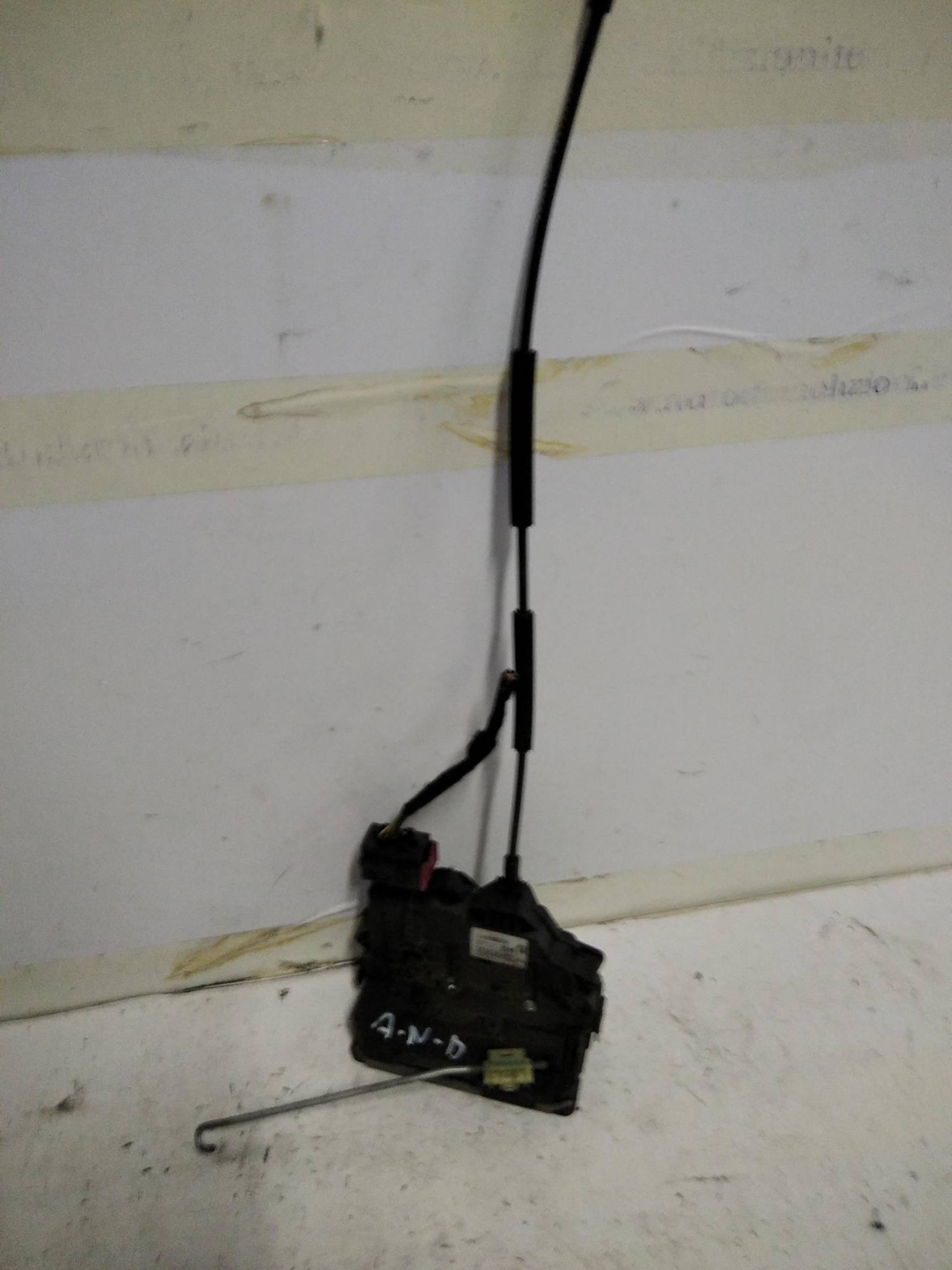 Serratura porta ant. dx.